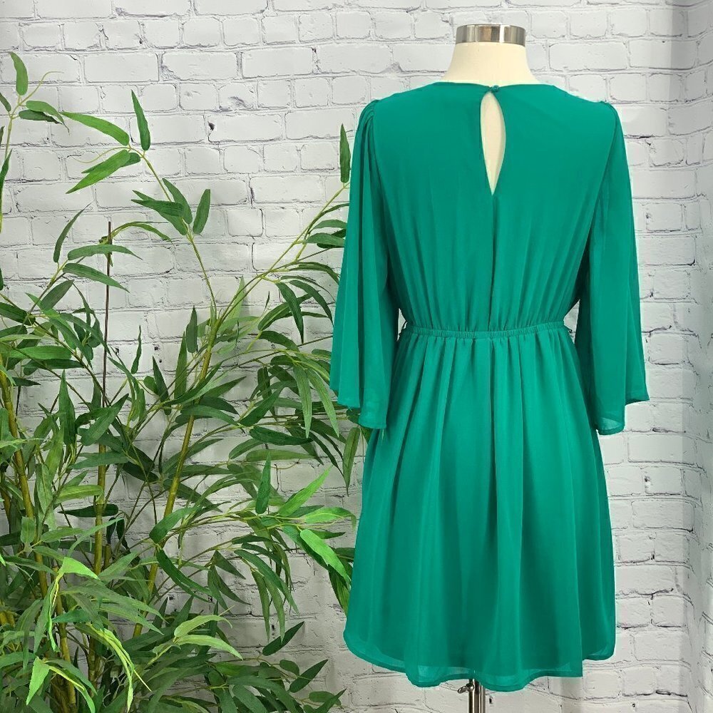 🎉Forever 21 Green Sheer Dress w/ Elastic Waist - Picture 3 of 6
